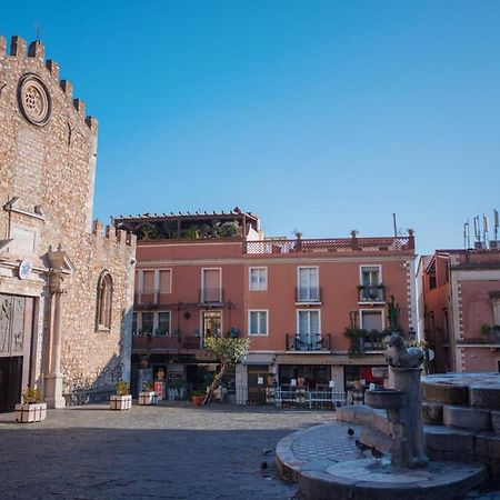 Castalia Apartments & Rooms Duomo Taormina Exterior photo